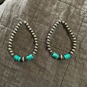 Navajo Pearl Earrings